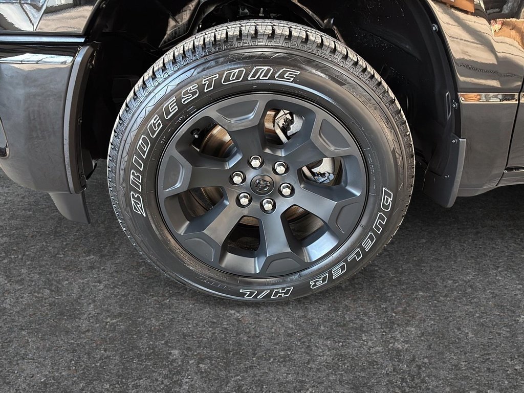 Ram 1500 EXPRESS 2026 à Saint-Hyacinthe, Québec - 7 - w1024h768px