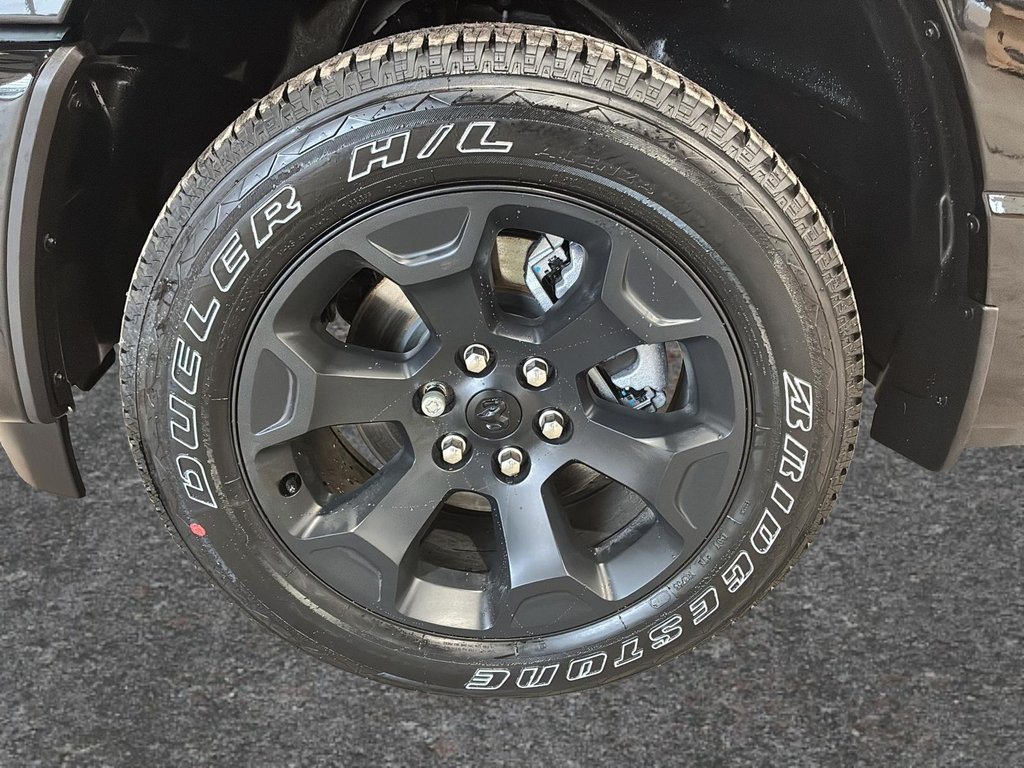 2026 Ram 1500 SPORT in Saint-Hyacinthe, Quebec - 7 - w1024h768px