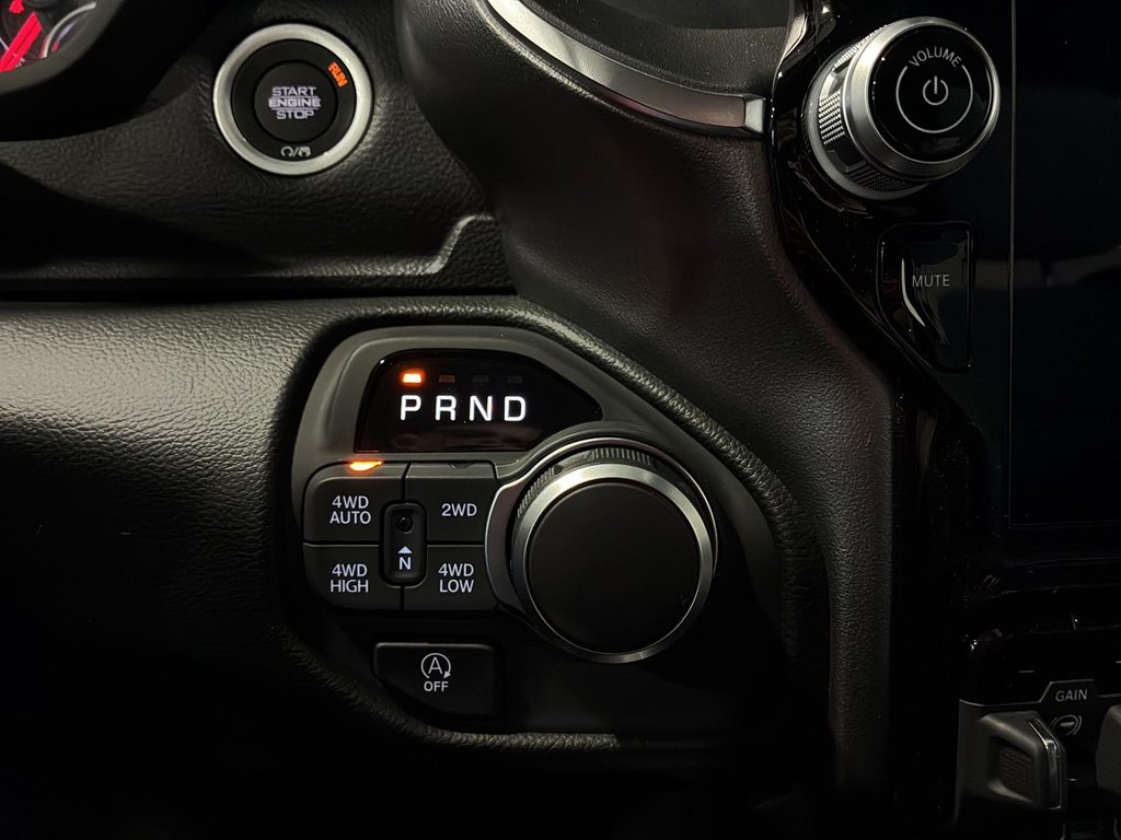 2026 Ram 1500 BIG HORN in Saint-Hyacinthe, Quebec - 14 - w1024h768px