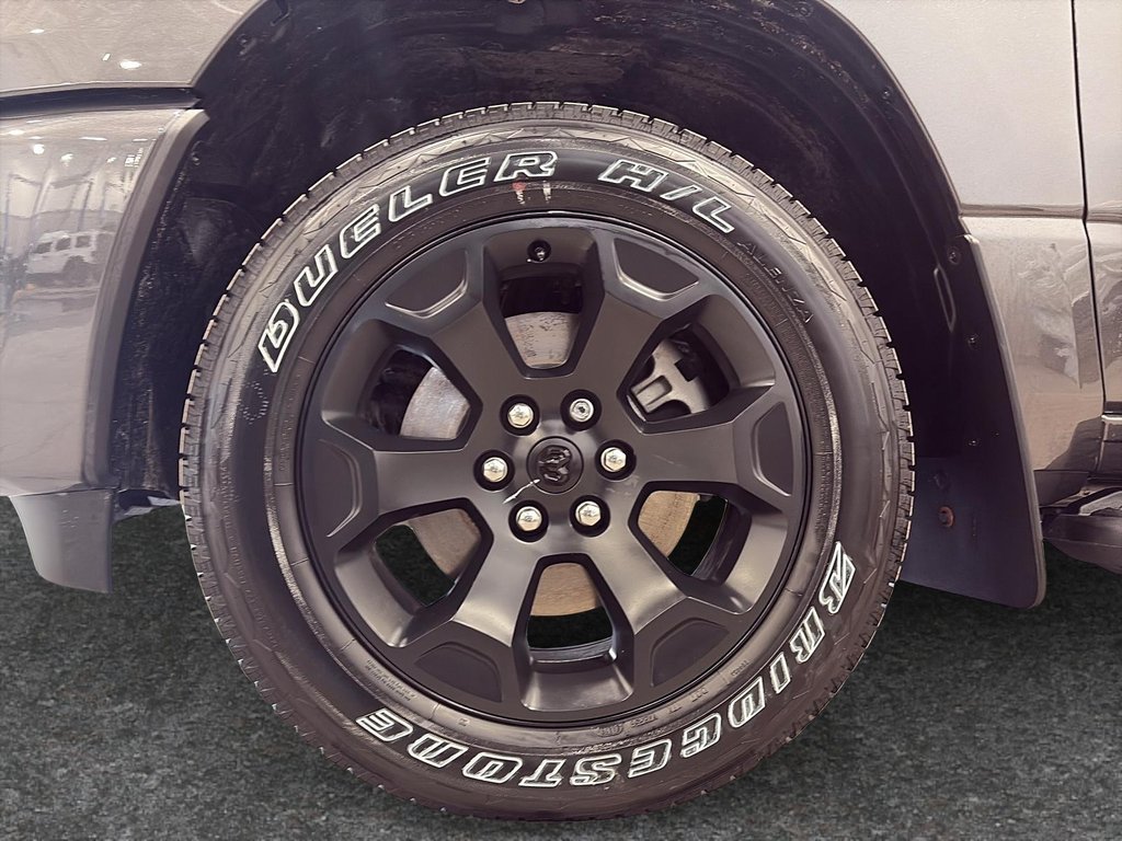 2026 Ram 1500 EXPRESS in Saint-Hyacinthe, Quebec - 7 - w1024h768px