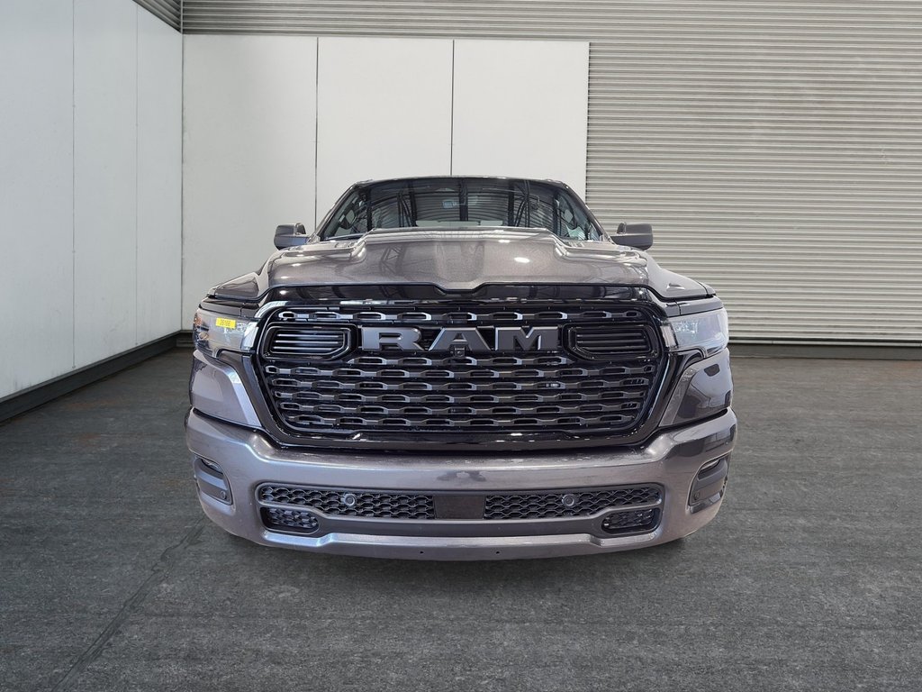 2026 Ram 1500 EXPRESS in Saint-Hyacinthe, Quebec - 2 - w1024h768px