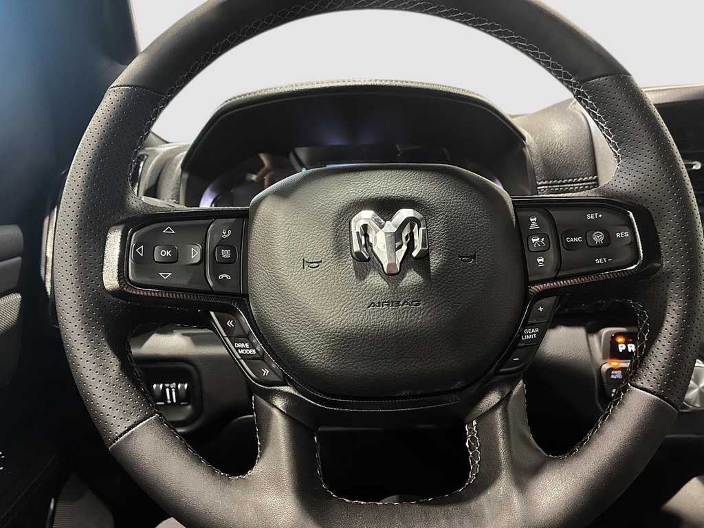 2026 Ram 1500 SPORT in Saint-Hyacinthe, Quebec - 11 - w1024h768px