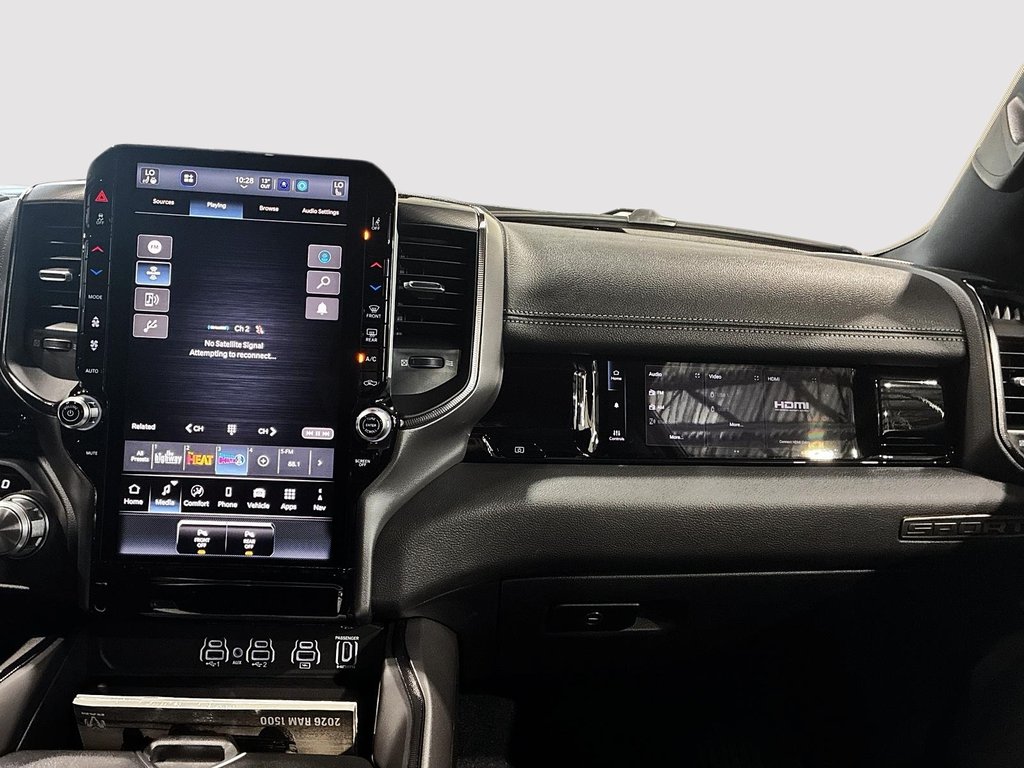 2026 Ram 1500 SPORT in Saint-Hyacinthe, Quebec - 13 - w1024h768px