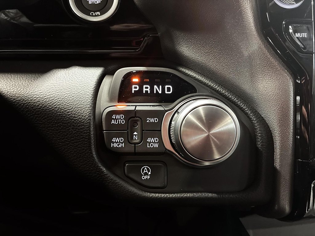 2026 Ram 1500 SPORT in Saint-Hyacinthe, Quebec - 14 - w1024h768px