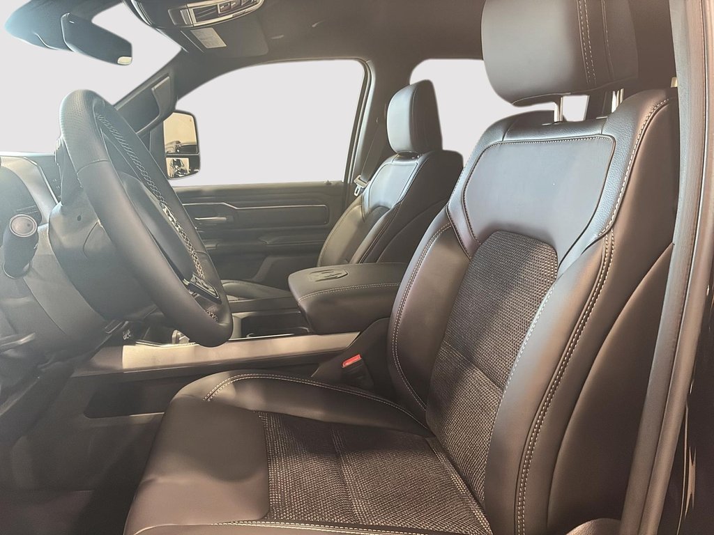 2026 Ram 1500 SPORT in Saint-Hyacinthe, Quebec - 8 - w1024h768px
