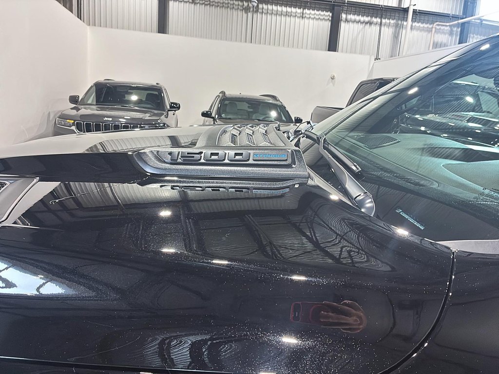 2026 Ram 1500 EXPRESS in Saint-Hyacinthe, Quebec - 6 - w1024h768px
