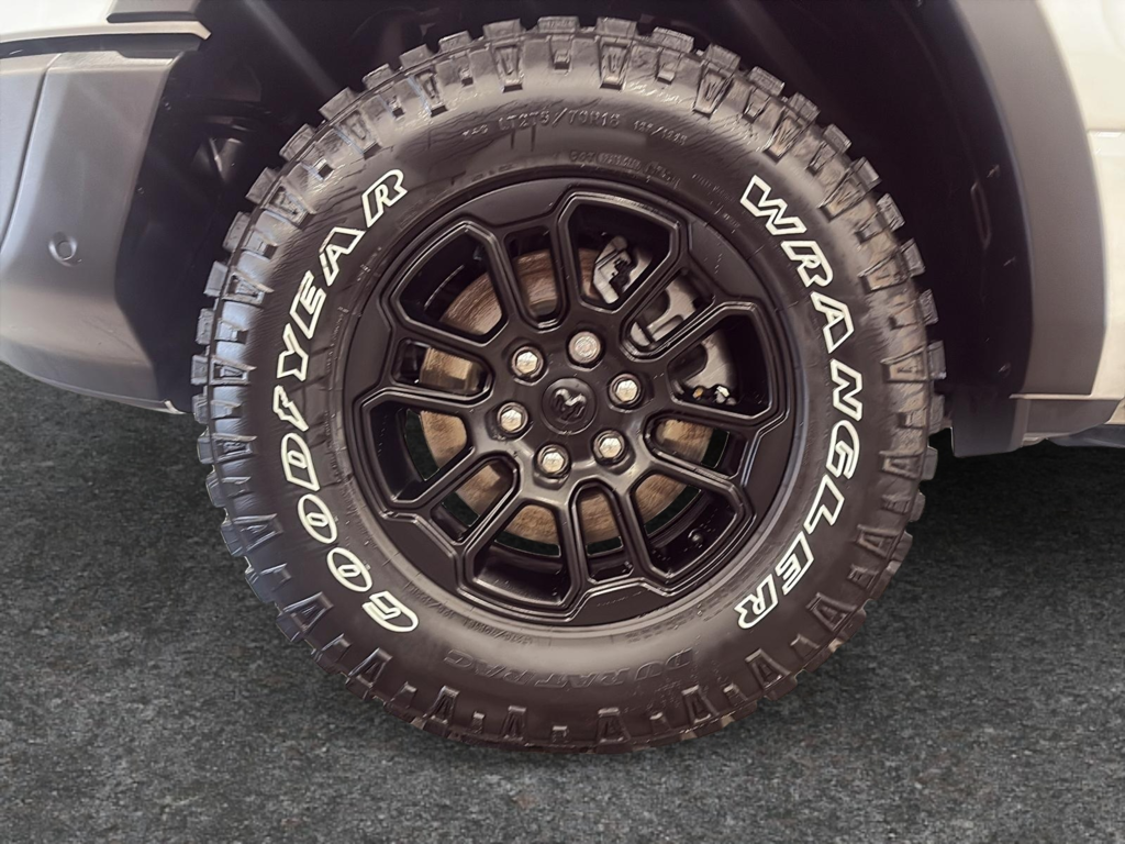 2026 Ram 1500 Rebel in Saint-Hyacinthe, Quebec - 10 - w1024h768px