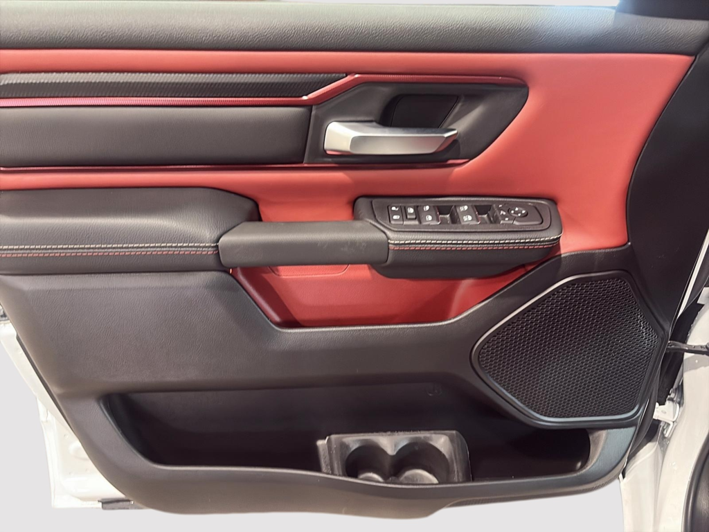 2026 Ram 1500 Rebel in Saint-Hyacinthe, Quebec - 9 - w1024h768px