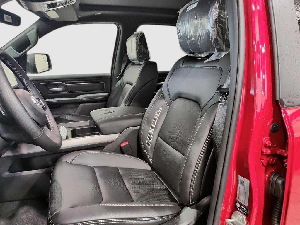 2026 Ram 1500 REBEL in Saint-Hyacinthe, Quebec - 8 - w1024h768px