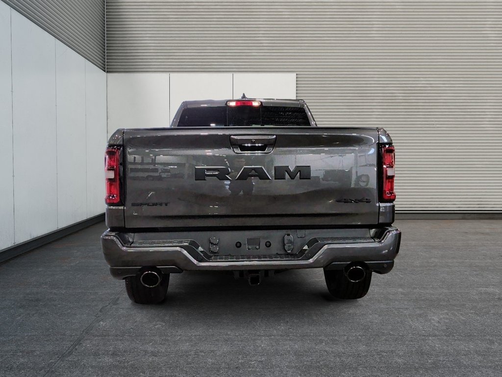 Ram 1500 SPORT 2026 à Saint-Hyacinthe, Québec - 3 - w1024h768px