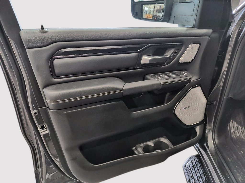 Ram 1500 SPORT 2026 à Saint-Hyacinthe, Québec - 10 - w1024h768px