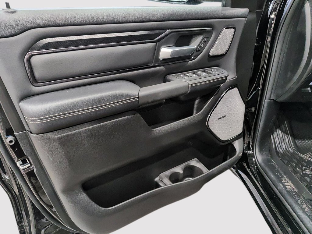 2026 Ram 1500 SPORT in Saint-Hyacinthe, Quebec - 10 - w1024h768px