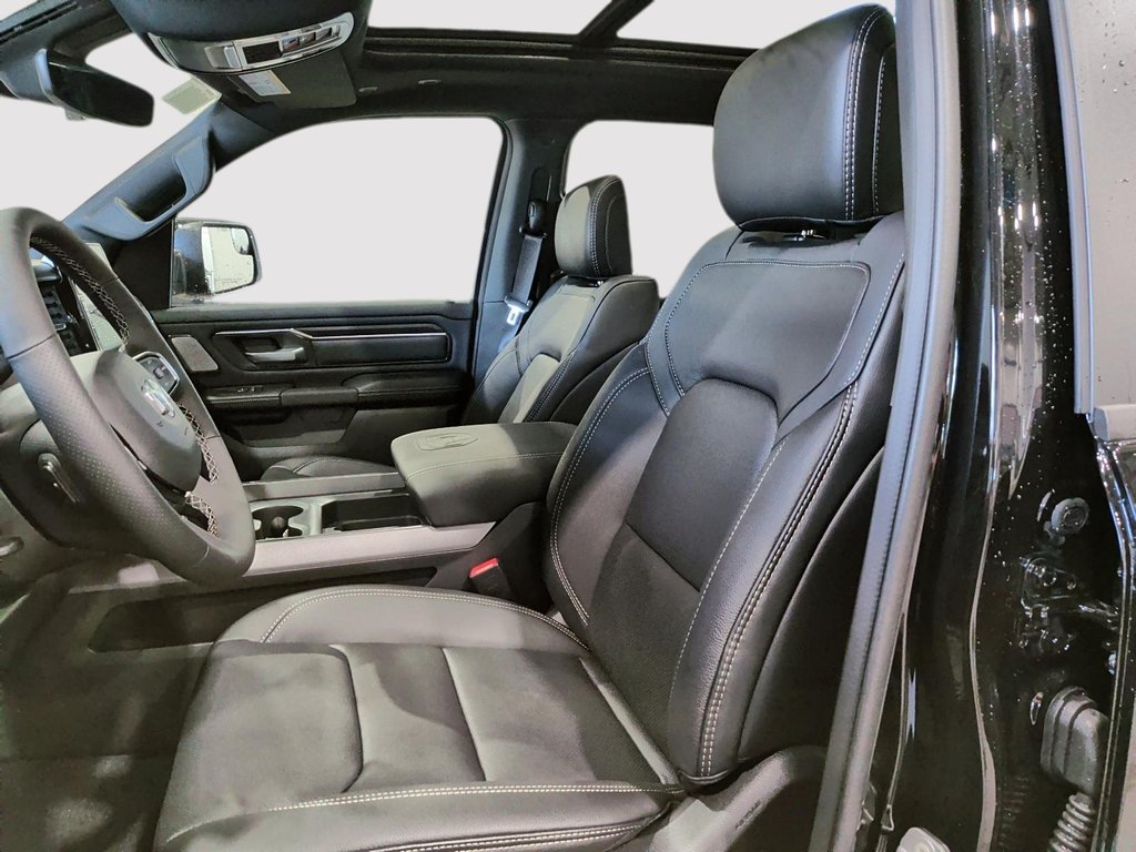 2026 Ram 1500 SPORT in Saint-Hyacinthe, Quebec - 8 - w1024h768px