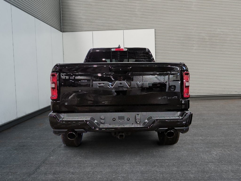 2026 Ram 1500 SPORT in Saint-Hyacinthe, Quebec - 3 - w1024h768px