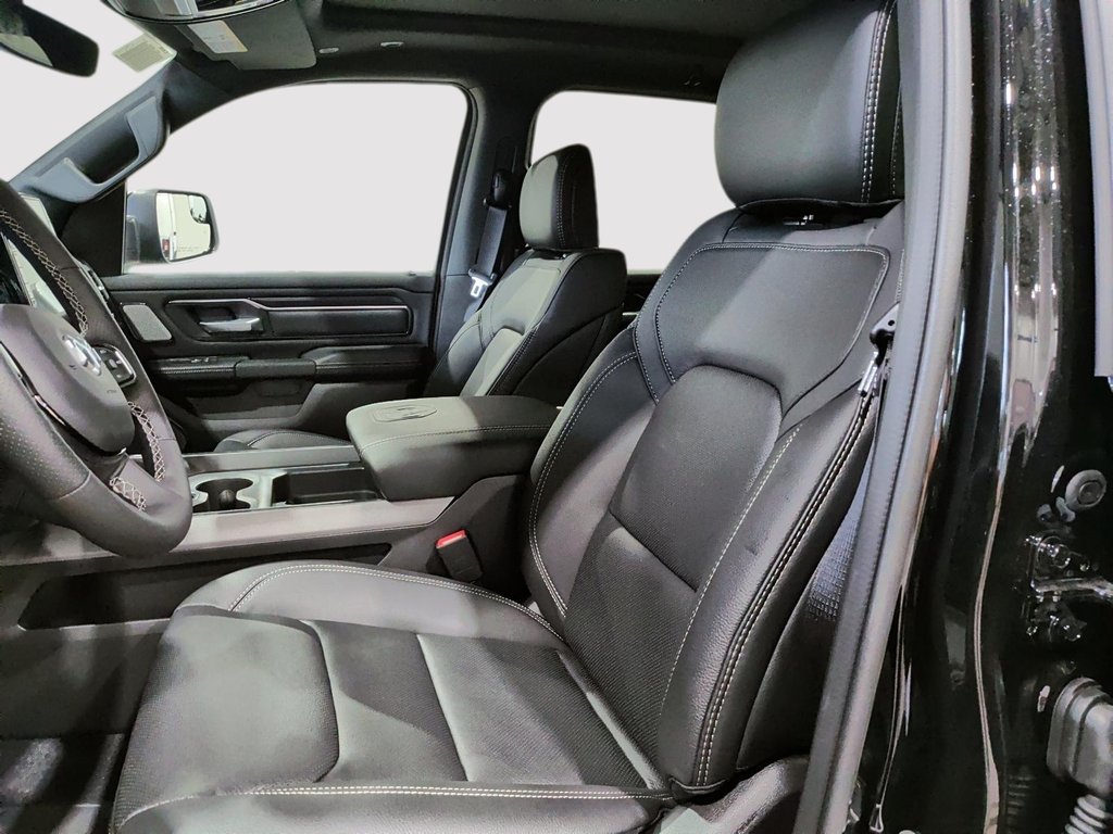 2026 Ram 1500 SPORT in Saint-Hyacinthe, Quebec - 8 - w1024h768px