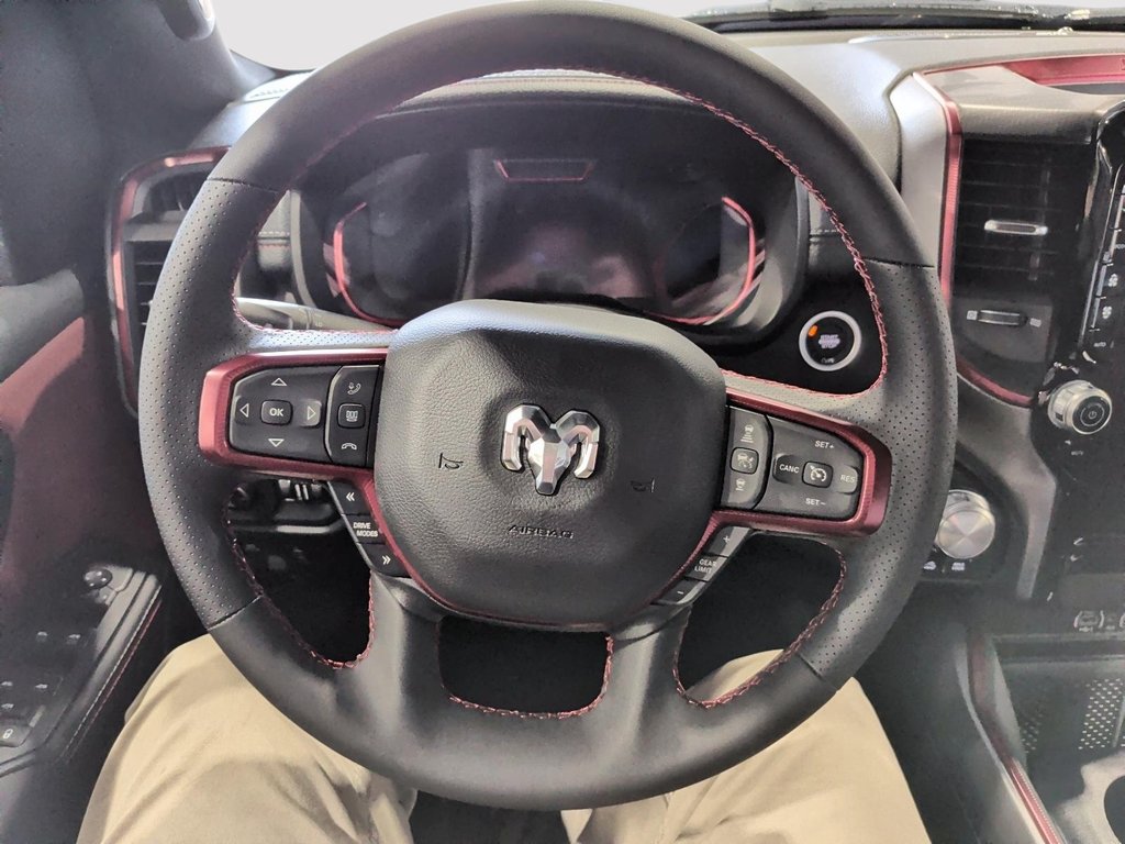 2026 Ram 1500 REBEL in Saint-Hyacinthe, Quebec - 11 - w1024h768px