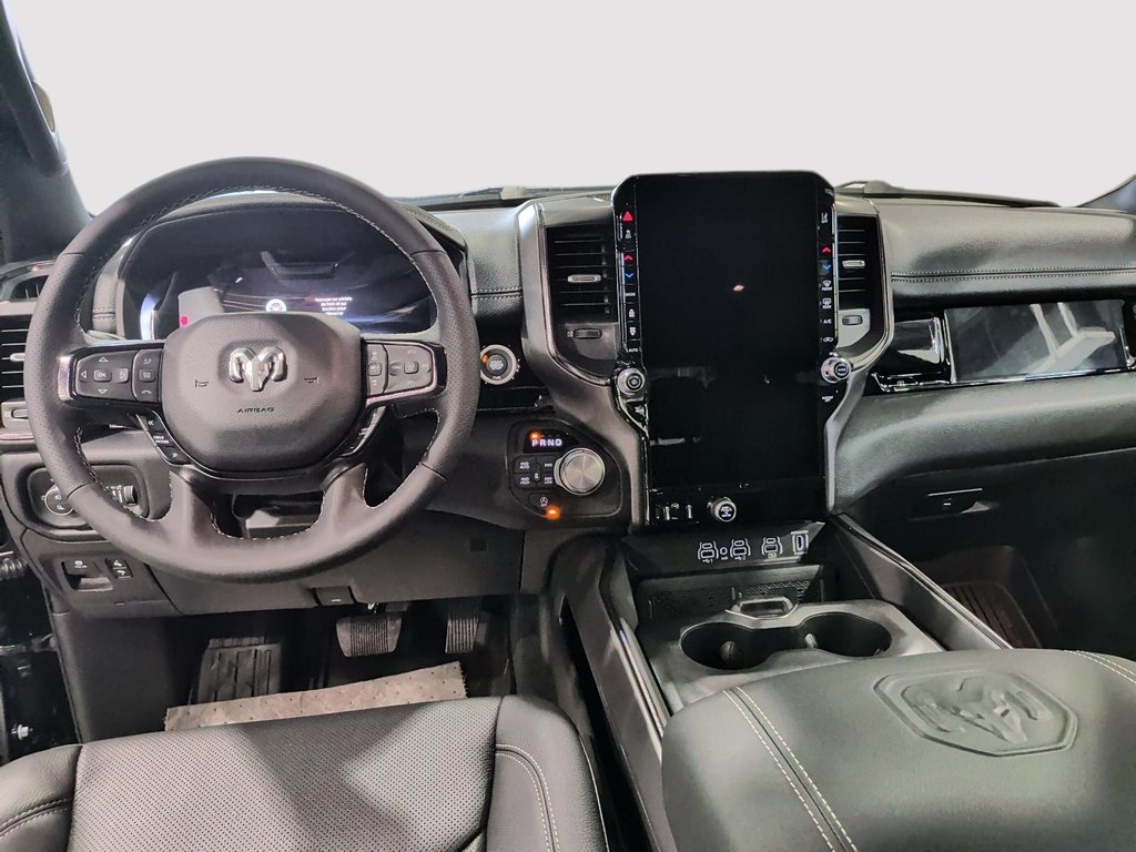 2026 Ram 1500 SPORT in Saint-Hyacinthe, Quebec - 9 - w1024h768px