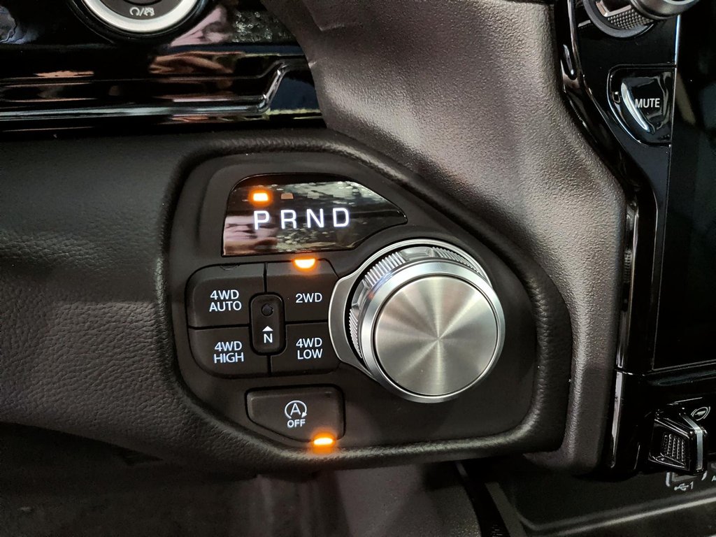 2026 Ram 1500 SPORT in Saint-Hyacinthe, Quebec - 13 - w1024h768px