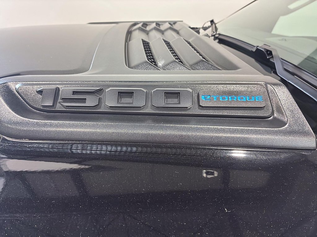 2026 Ram 1500 SPORT in Saint-Hyacinthe, Quebec - 6 - w1024h768px