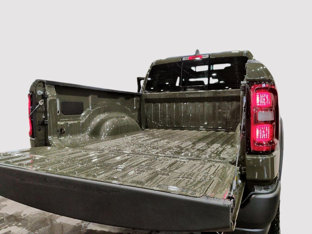 2026 Ram 1500 REBEL in Saint-Hyacinthe, Quebec - 14 - w1024h768px