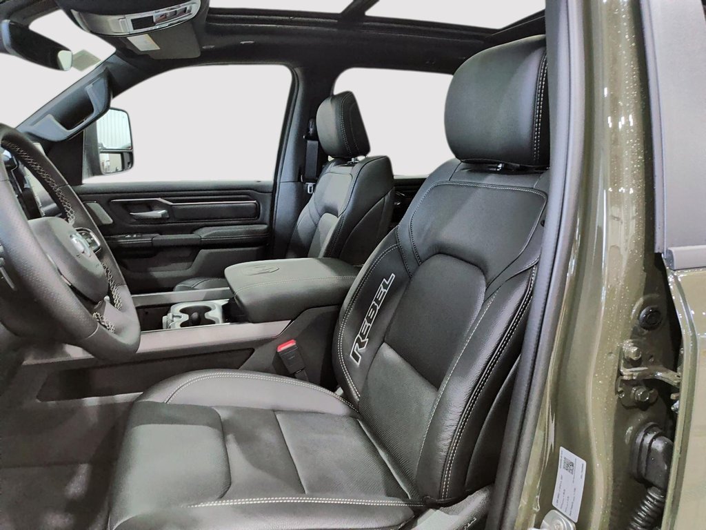 2026 Ram 1500 REBEL in Saint-Hyacinthe, Quebec - 8 - w1024h768px