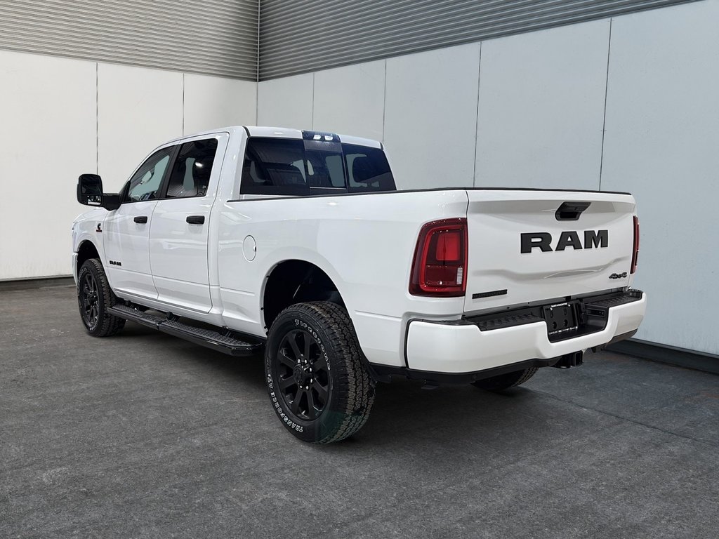 2025 Ram 2500 BIG HORN in Saint-Hyacinthe, Quebec - 4 - w1024h768px