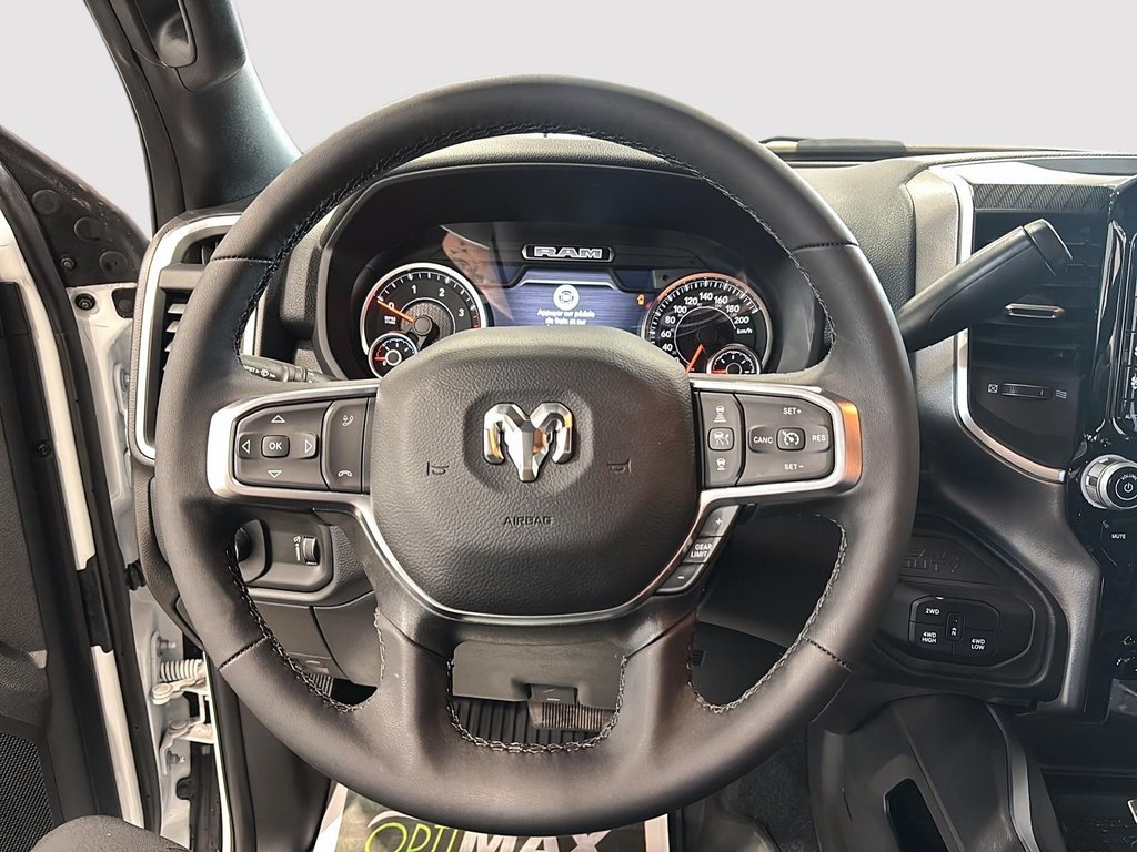 2025 Ram 2500 BIG HORN in Saint-Hyacinthe, Quebec - 9 - w1024h768px