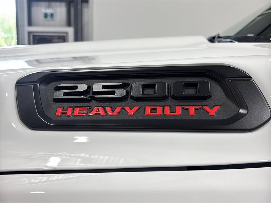 2025 Ram 2500 BIG HORN in Saint-Hyacinthe, Quebec - 5 - w1024h768px