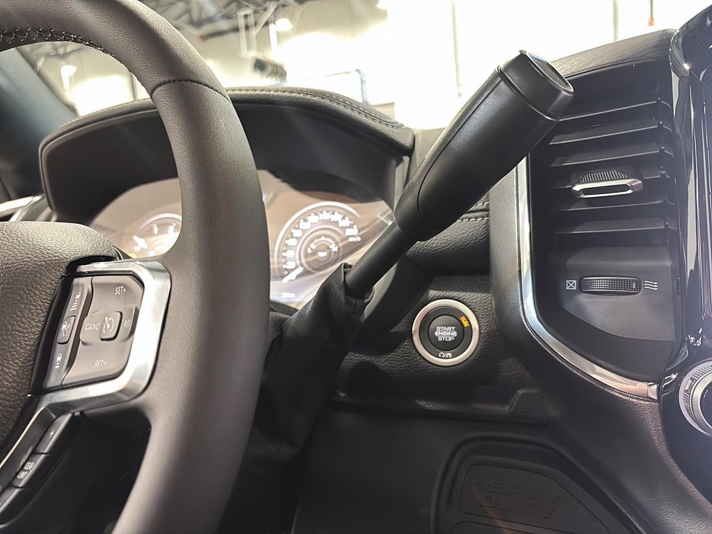 2025 Ram 2500 LARAMIE in Saint-Hyacinthe, Quebec - 12 - w1024h768px