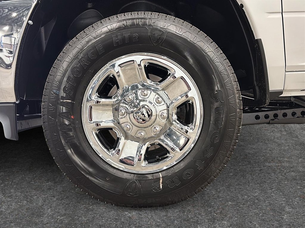 2025 Ram 2500 TRADESMAN in Saint-Hyacinthe, Quebec - 6 - w1024h768px