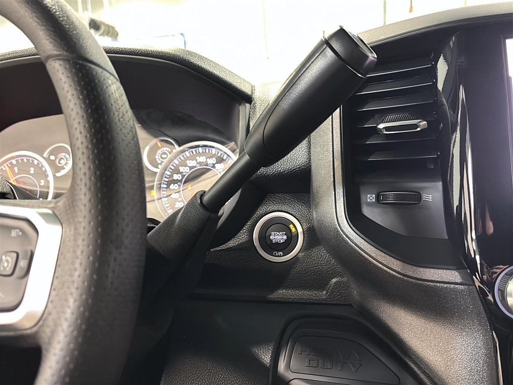 2025 Ram 2500 TRADESMAN in Saint-Hyacinthe, Quebec - 12 - w1024h768px