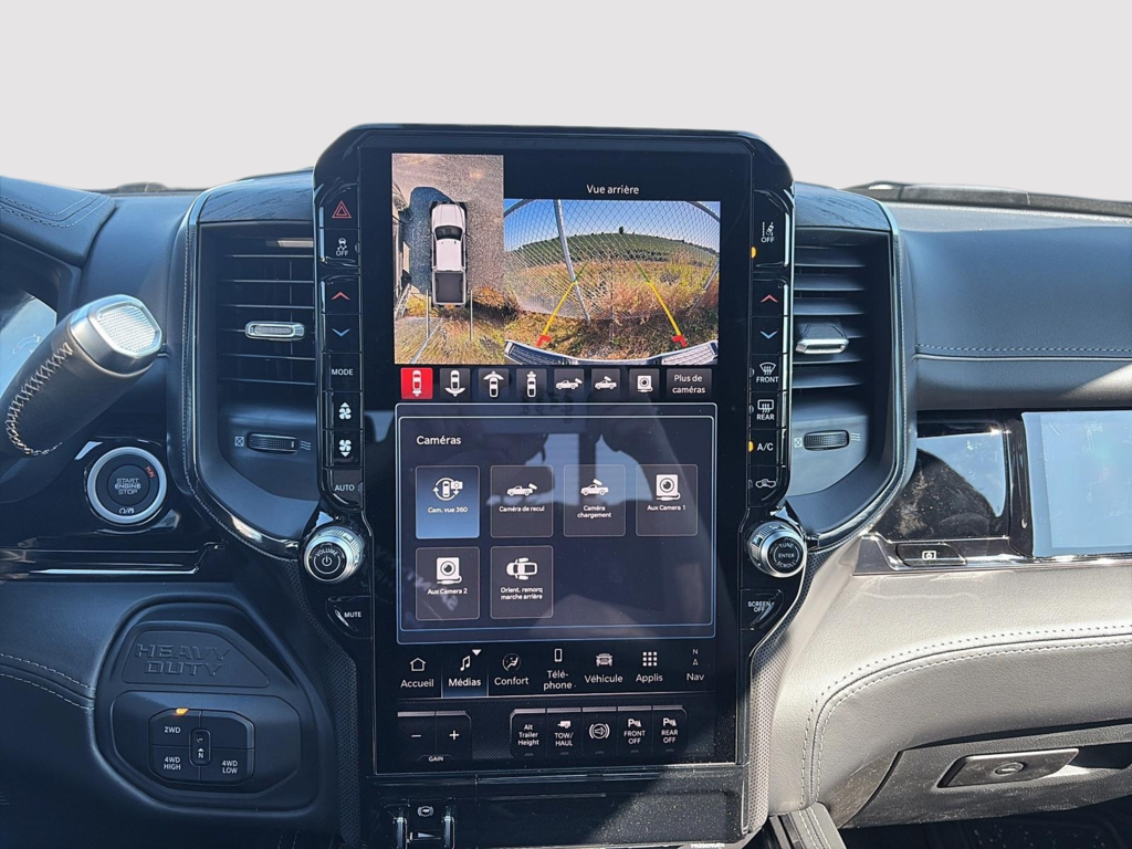 2025 Ram 2500 LIMITED in Saint-Hyacinthe, Quebec - 10 - w1024h768px