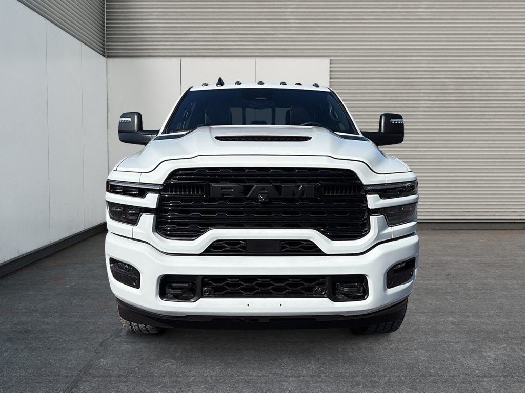 2025 Ram 2500 LIMITED in Saint-Hyacinthe, Quebec - 2 - w1024h768px