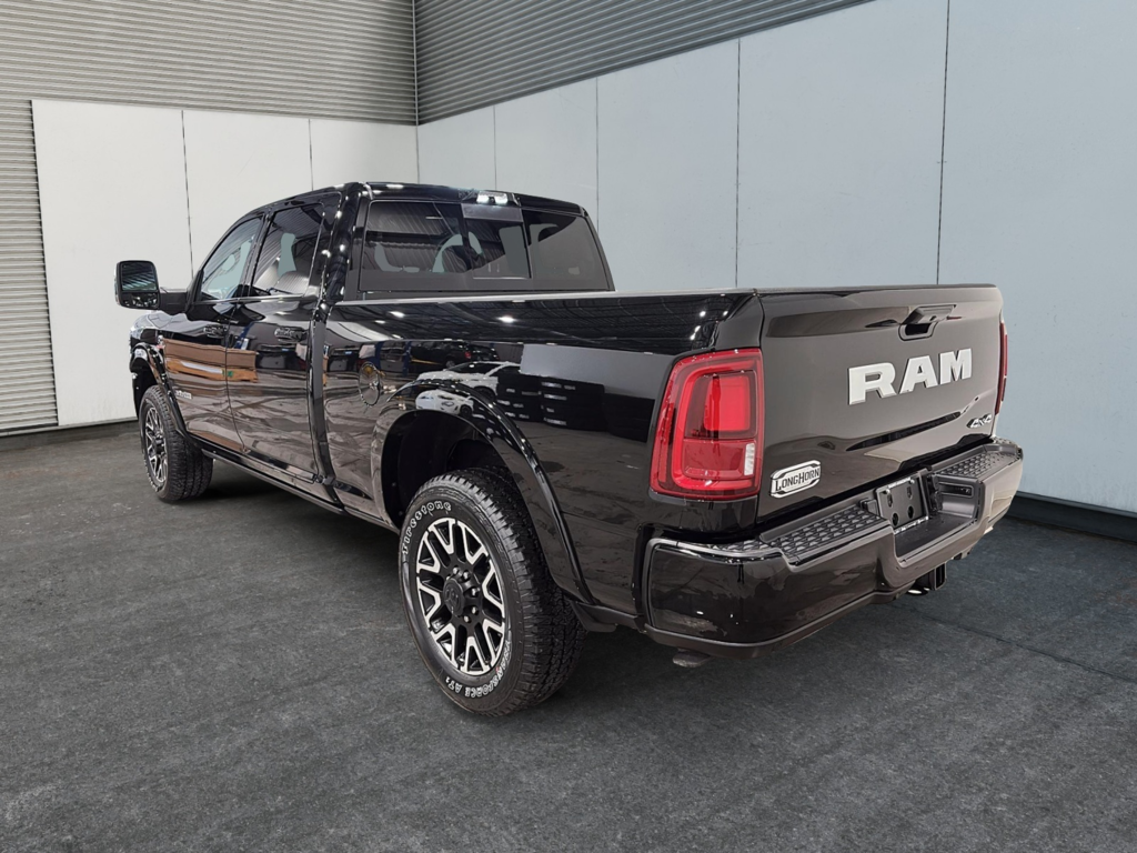 Ram 2500 LIMITED LONGHORN 2026 à Saint-Hyacinthe, Québec - 4 - w1024h768px