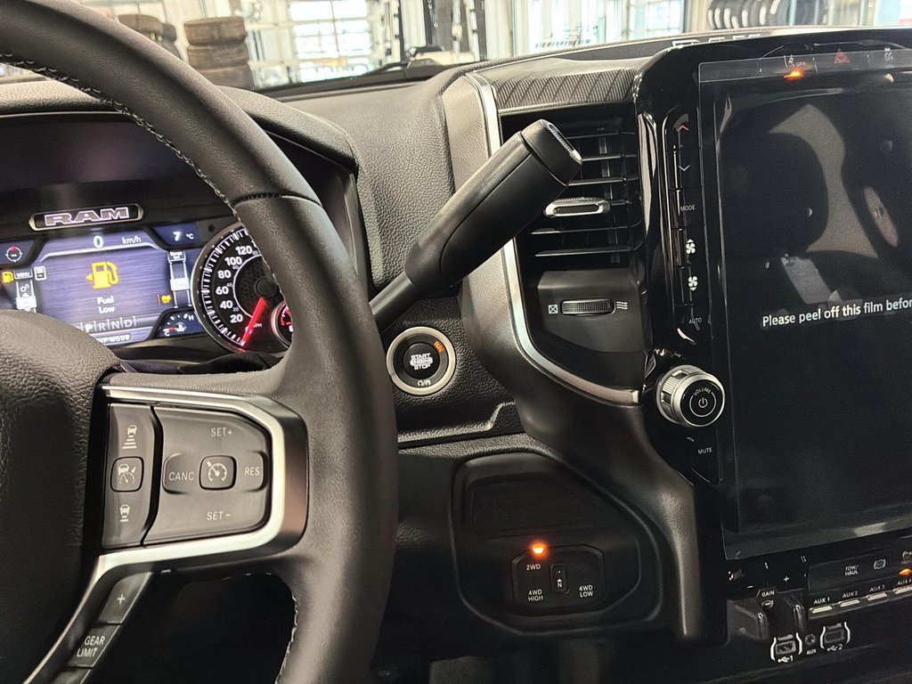 Ram 2500 BIG HORN 2026 à Saint-Hyacinthe, Québec - 13 - w1024h768px