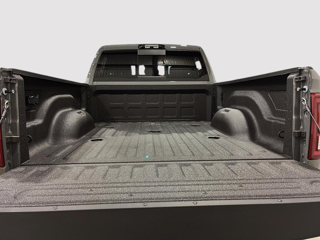 2026 Ram 2500 BIG HORN in Saint-Hyacinthe, Quebec - 14 - w1024h768px