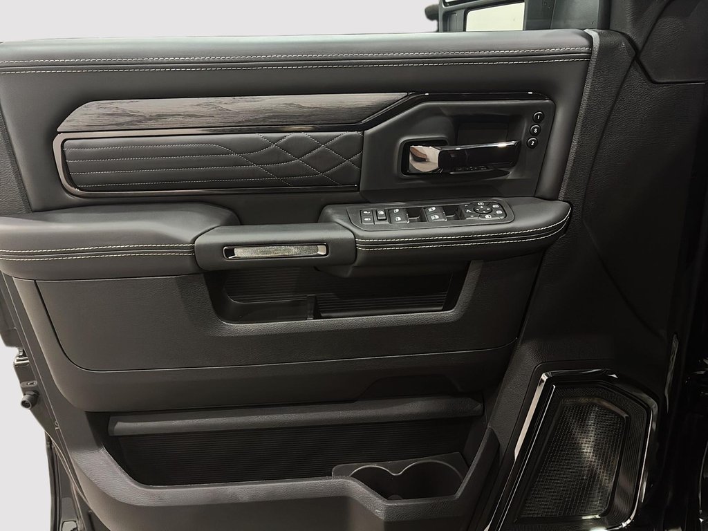 Ram 2500 LIMITED 2026 à Saint-Hyacinthe, Québec - 10 - w1024h768px