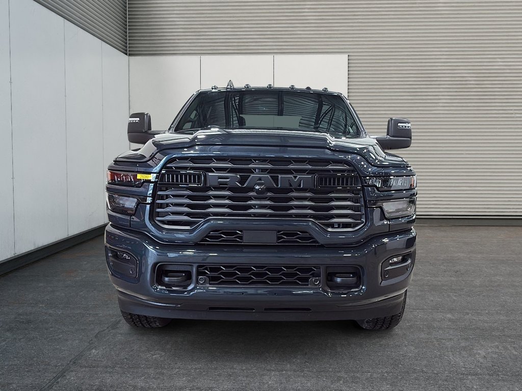 Ram 2500 BIG HORN 2026 à Saint-Hyacinthe, Québec - 2 - w1024h768px