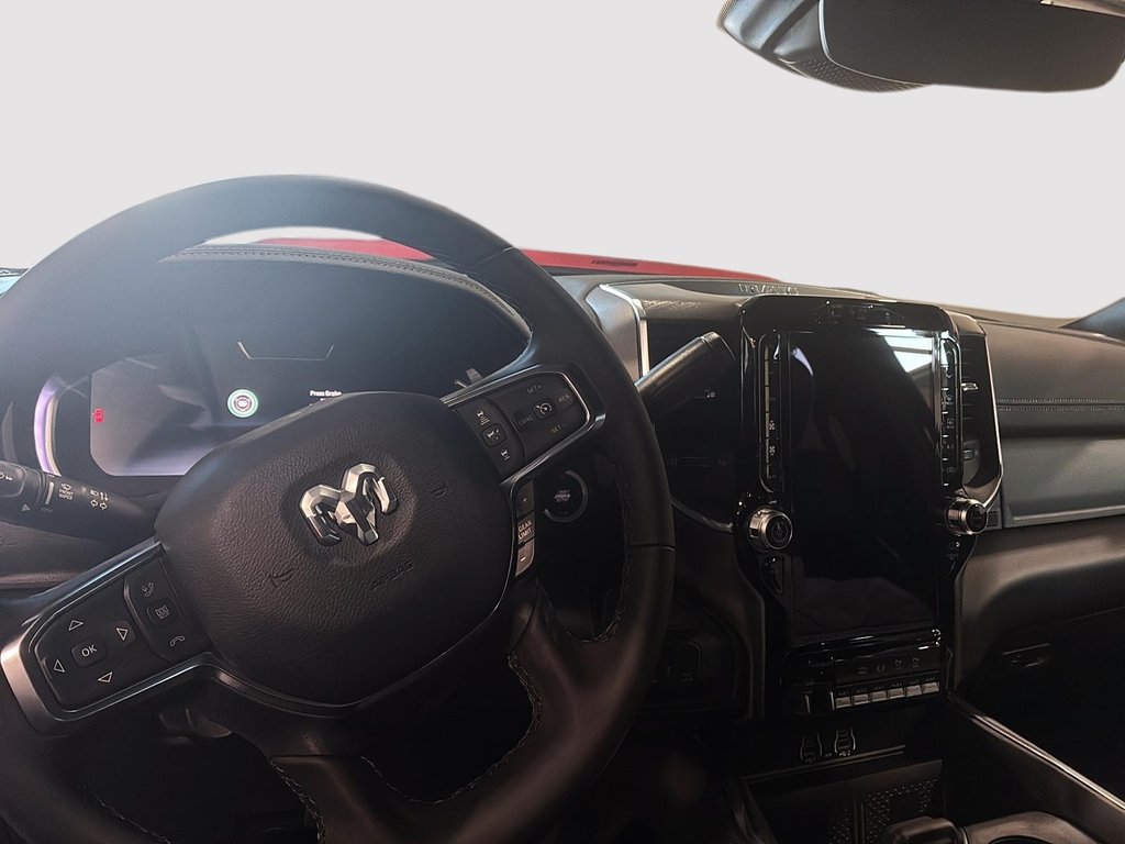 2026 Ram 2500 LARAMIE in Saint-Hyacinthe, Quebec - 9 - w1024h768px