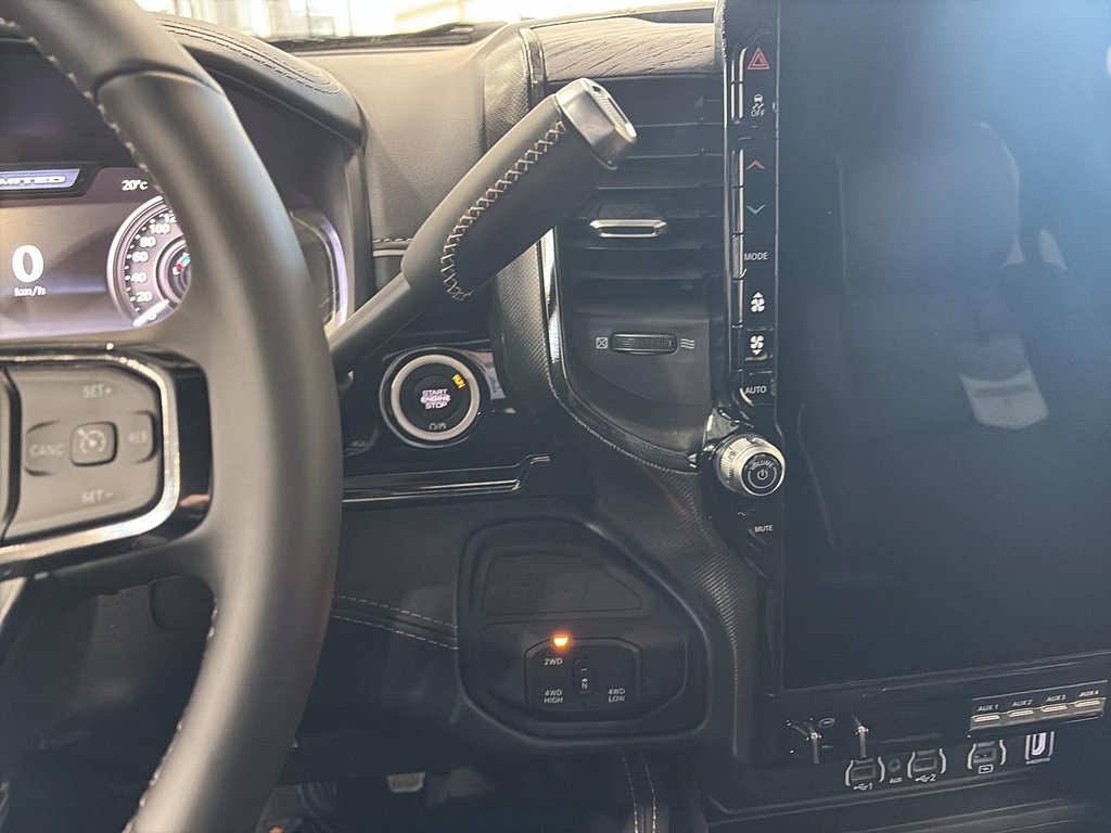 2026 Ram 2500 LIMITED in Saint-Hyacinthe, Quebec - 13 - w1024h768px