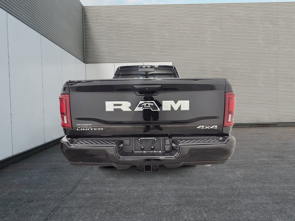 2026 Ram 2500 LIMITED in Saint-Hyacinthe, Quebec - 3 - w1024h768px