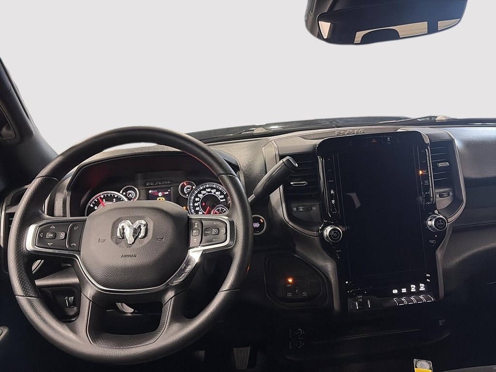 2026 Ram 2500 BLACK EXPRESS in Saint-Hyacinthe, Quebec - 9 - w1024h768px