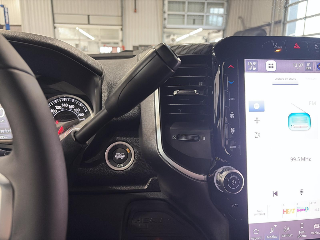 2026 Ram 2500 BIG HORN in Saint-Hyacinthe, Quebec - 12 - w1024h768px