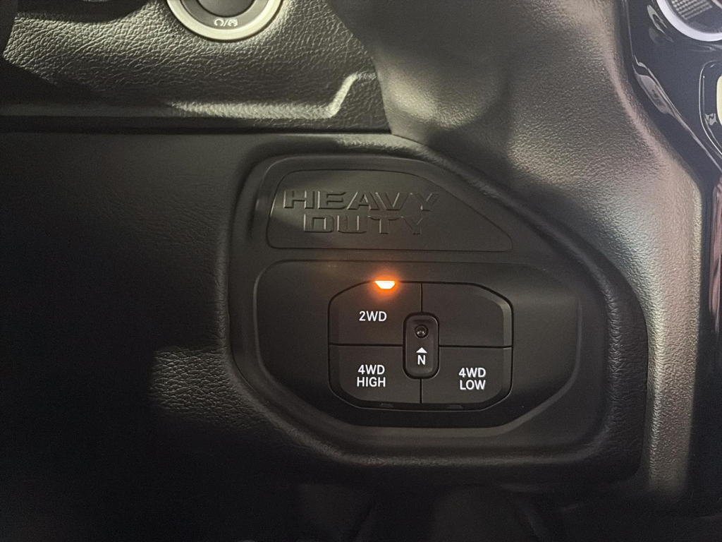 2026 Ram 2500 BIG HORN in Saint-Hyacinthe, Quebec - 14 - w1024h768px