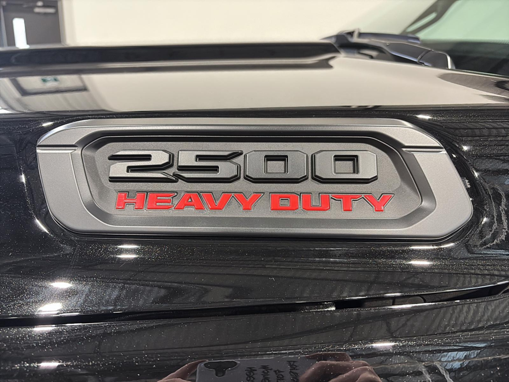 2026 Ram 2500 BIG HORN in Saint-Hyacinthe, Quebec - 8 - w1024h768px