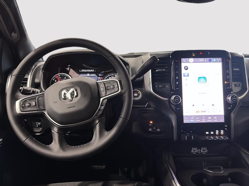 2026 Ram 2500 BIG HORN in Saint-Hyacinthe, Quebec - 7 - w1024h768px