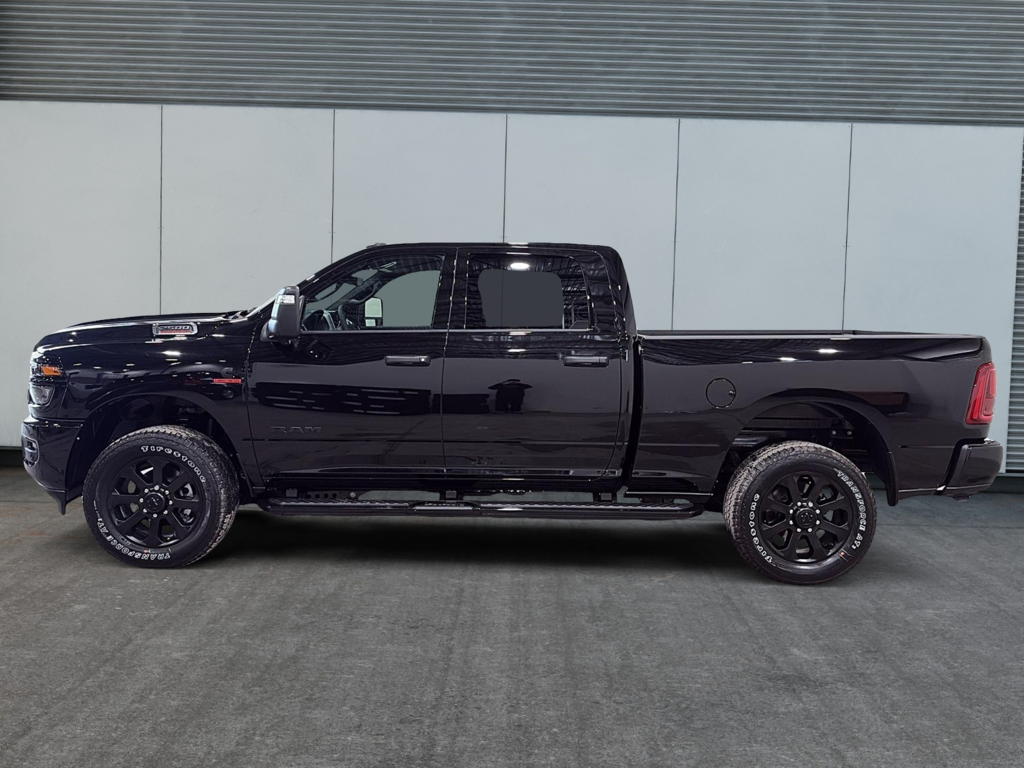 2026 Ram 2500 BIG HORN in Saint-Hyacinthe, Quebec - 5 - w1024h768px