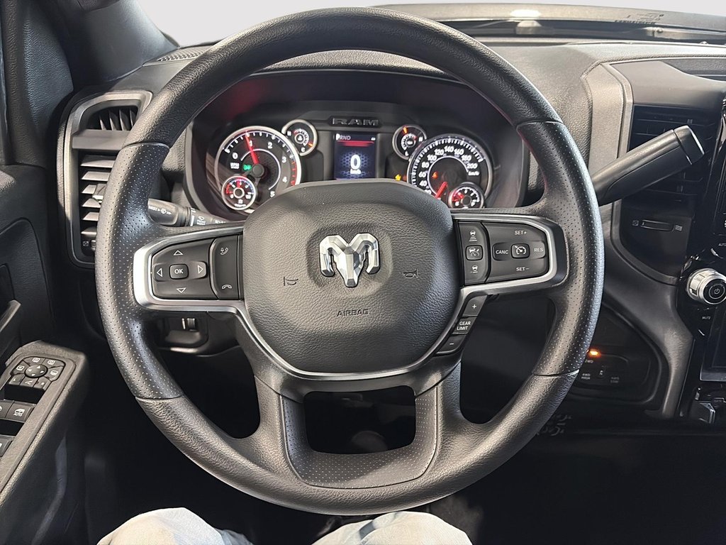 2026 Ram 2500 BLACK EXPRESS in Saint-Hyacinthe, Quebec - 11 - w1024h768px