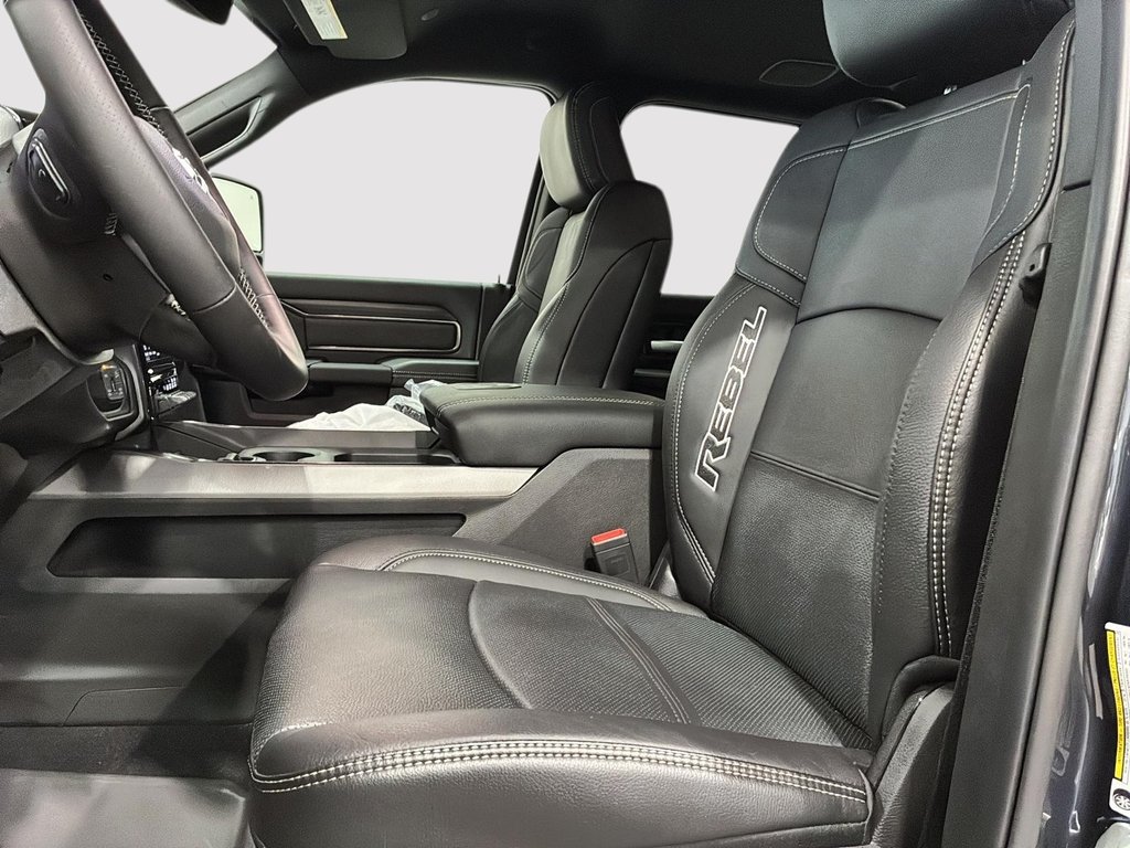 2026 Ram 2500 REBEL in Saint-Hyacinthe, Quebec - 8 - w1024h768px