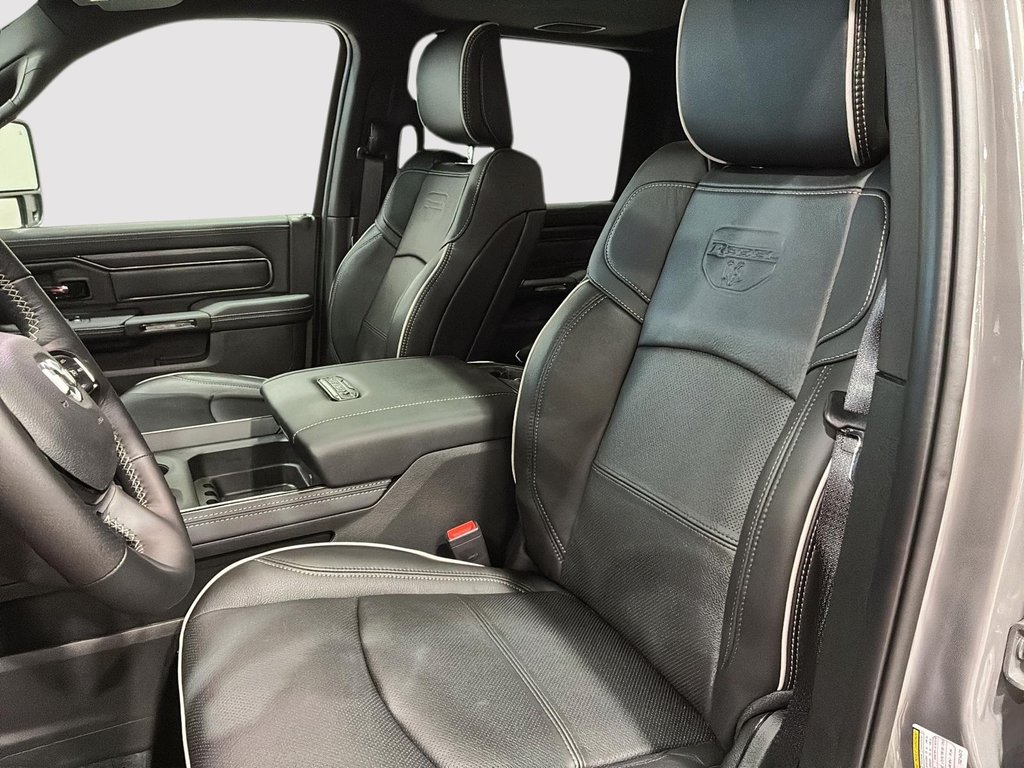2026 Ram 2500 Rebel in Saint-Hyacinthe, Quebec - 8 - w1024h768px